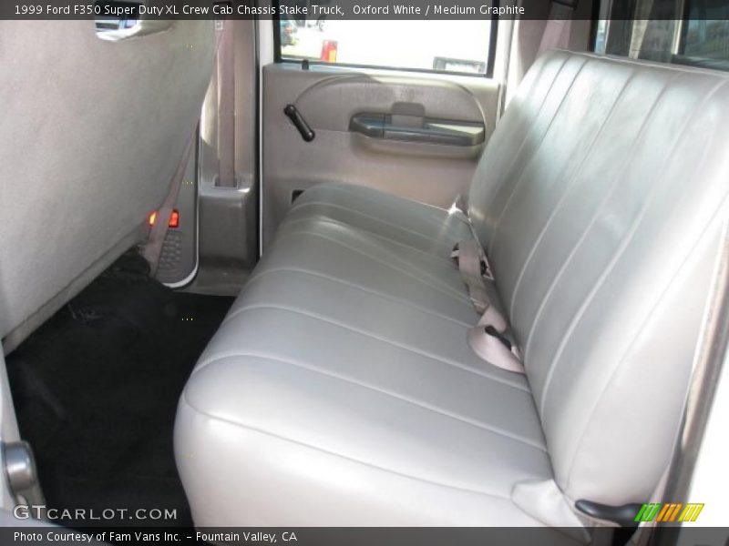 Oxford White / Medium Graphite 1999 Ford F350 Super Duty XL Crew Cab Chassis Stake Truck