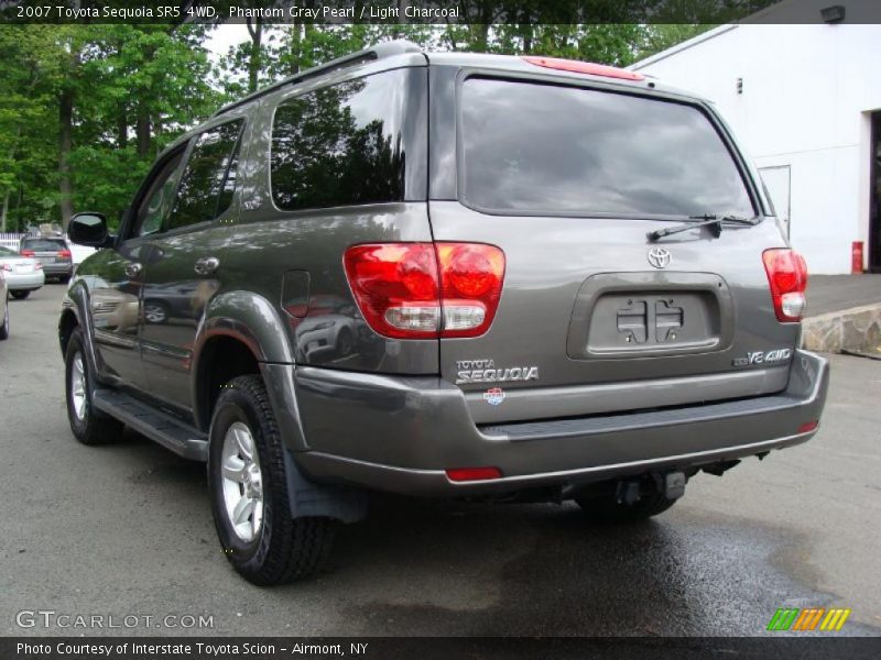 Phantom Gray Pearl / Light Charcoal 2007 Toyota Sequoia SR5 4WD