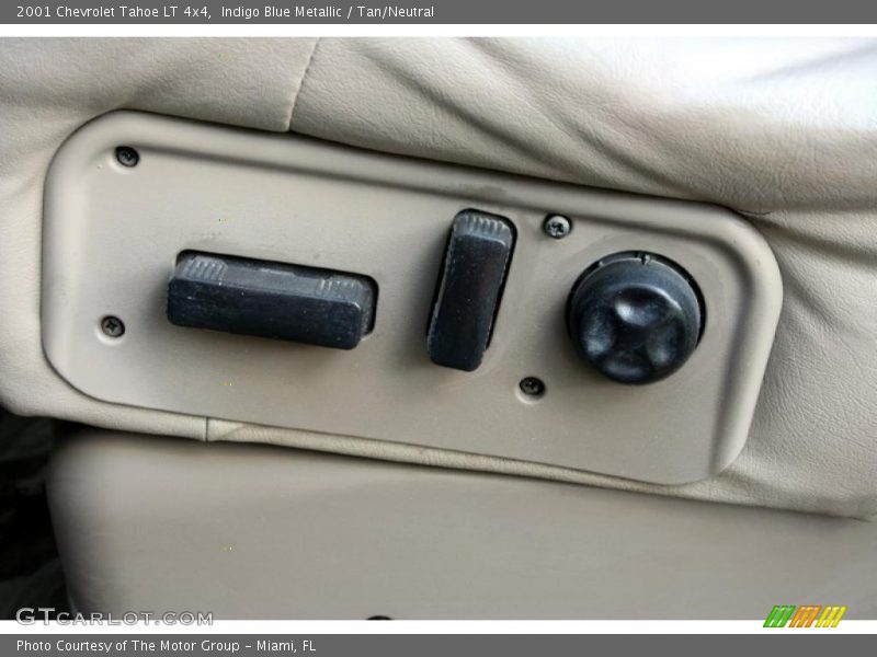 Indigo Blue Metallic / Tan/Neutral 2001 Chevrolet Tahoe LT 4x4