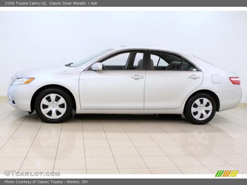 Classic Silver Metallic / Ash 2009 Toyota Camry LE