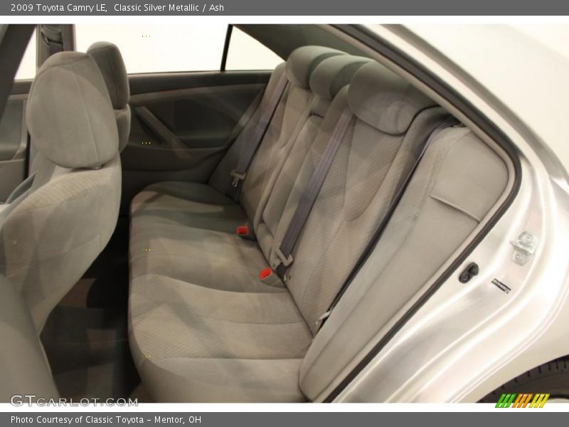 Classic Silver Metallic / Ash 2009 Toyota Camry LE