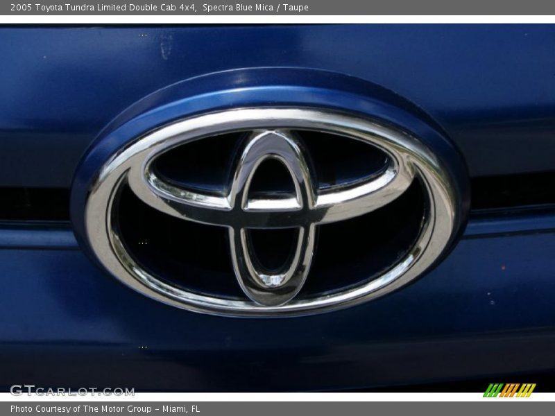 2005 Tundra Limited Double Cab 4x4 Logo