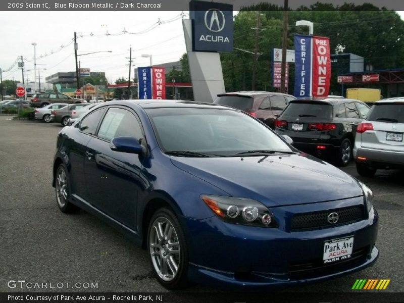Front 3/4 View of 2009 tC 