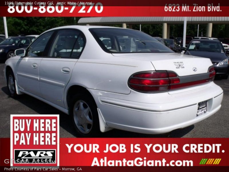 Arctic White / Neutral 1999 Oldsmobile Cutlass GLS