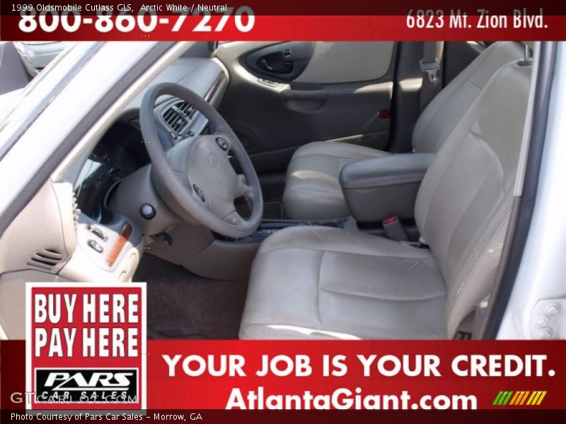 Arctic White / Neutral 1999 Oldsmobile Cutlass GLS
