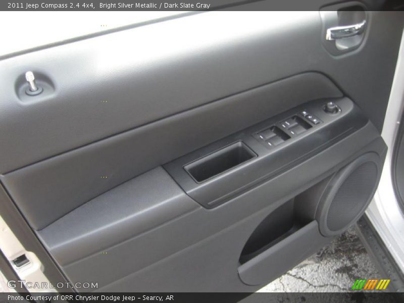 Bright Silver Metallic / Dark Slate Gray 2011 Jeep Compass 2.4 4x4