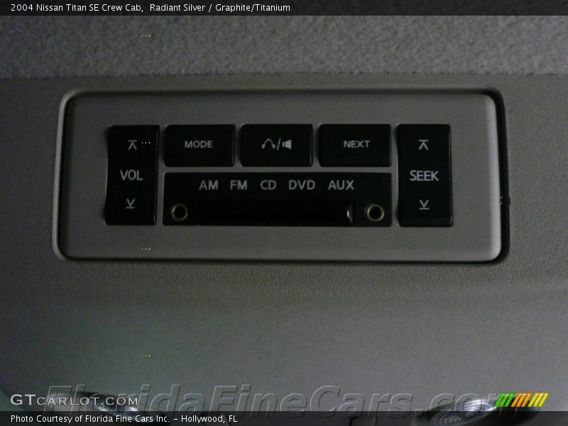Radiant Silver / Graphite/Titanium 2004 Nissan Titan SE Crew Cab