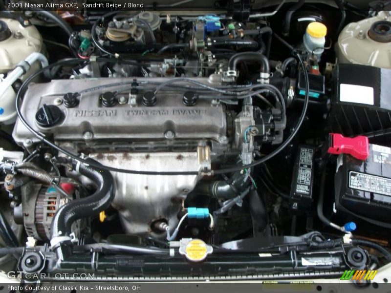 Sandrift Beige / Blond 2001 Nissan Altima GXE