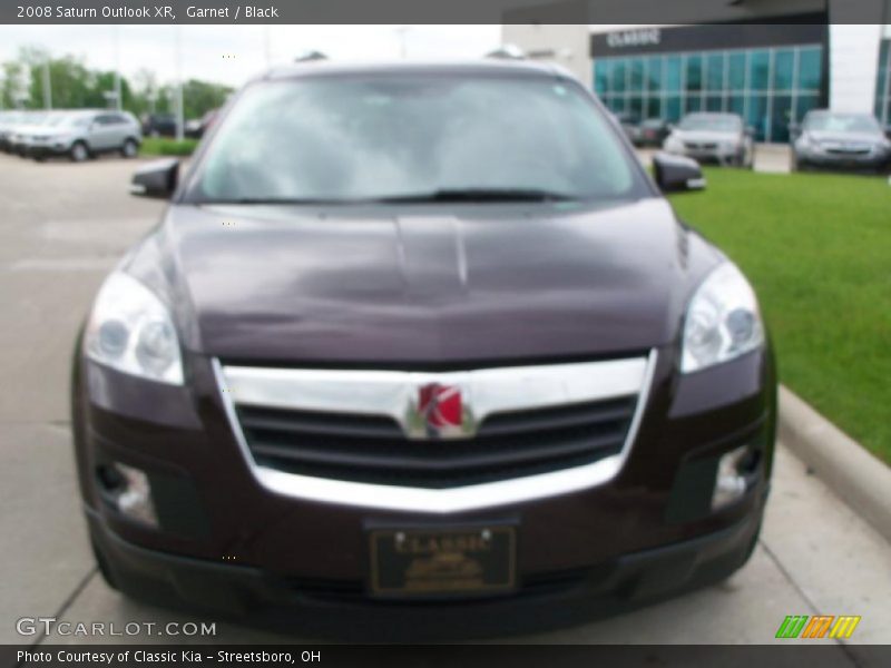 Garnet / Black 2008 Saturn Outlook XR