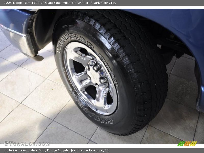 Atlantic Blue Pearl / Dark Slate Gray 2004 Dodge Ram 1500 ST Quad Cab