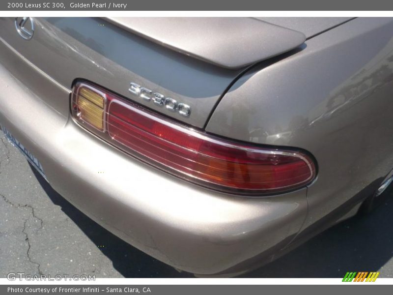 Golden Pearl / Ivory 2000 Lexus SC 300