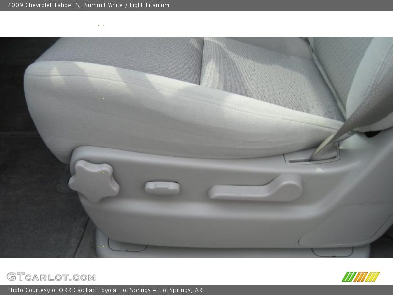 Summit White / Light Titanium 2009 Chevrolet Tahoe LS