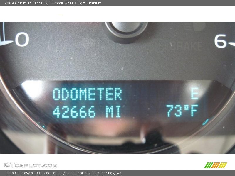 Summit White / Light Titanium 2009 Chevrolet Tahoe LS