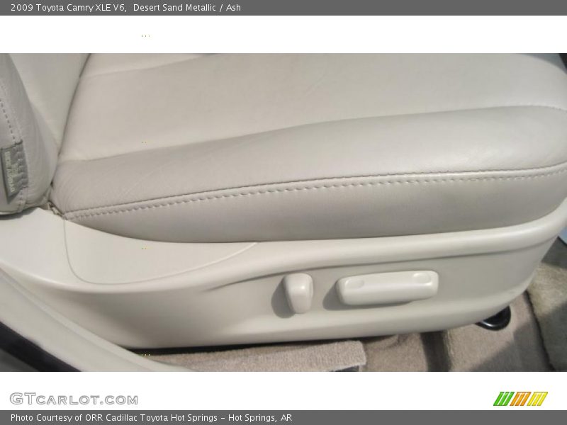 Desert Sand Metallic / Ash 2009 Toyota Camry XLE V6