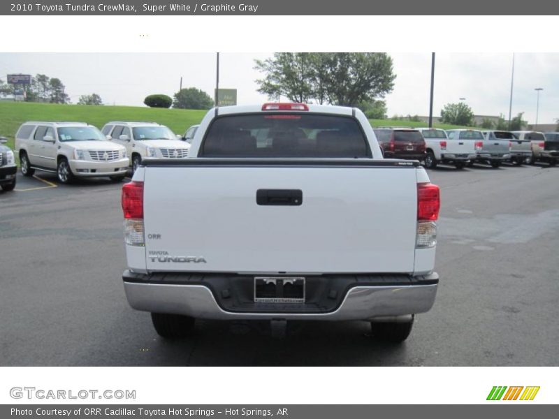 Super White / Graphite Gray 2010 Toyota Tundra CrewMax