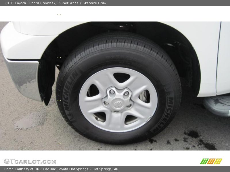 Super White / Graphite Gray 2010 Toyota Tundra CrewMax