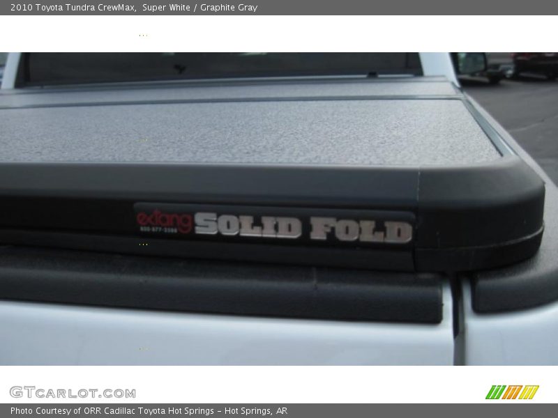 Super White / Graphite Gray 2010 Toyota Tundra CrewMax