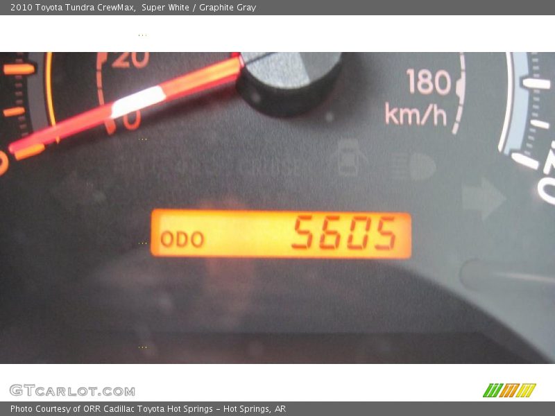Super White / Graphite Gray 2010 Toyota Tundra CrewMax
