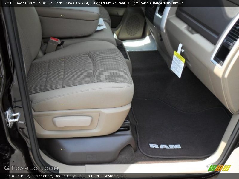 Rugged Brown Pearl / Light Pebble Beige/Bark Brown 2011 Dodge Ram 1500 Big Horn Crew Cab 4x4