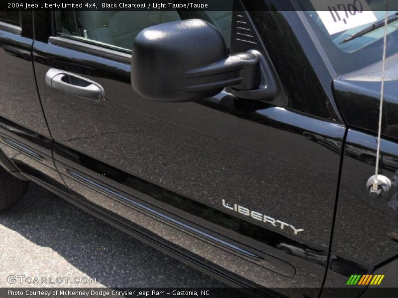 Black Clearcoat / Light Taupe/Taupe 2004 Jeep Liberty Limited 4x4