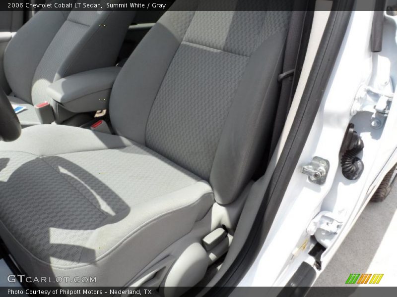 Summit White / Gray 2006 Chevrolet Cobalt LT Sedan