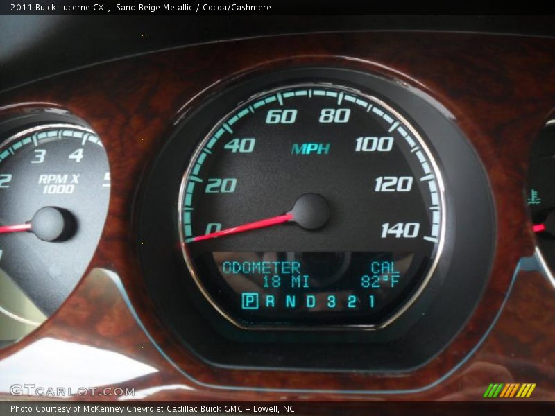 Sand Beige Metallic / Cocoa/Cashmere 2011 Buick Lucerne CXL