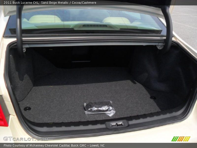 Sand Beige Metallic / Cocoa/Cashmere 2011 Buick Lucerne CXL