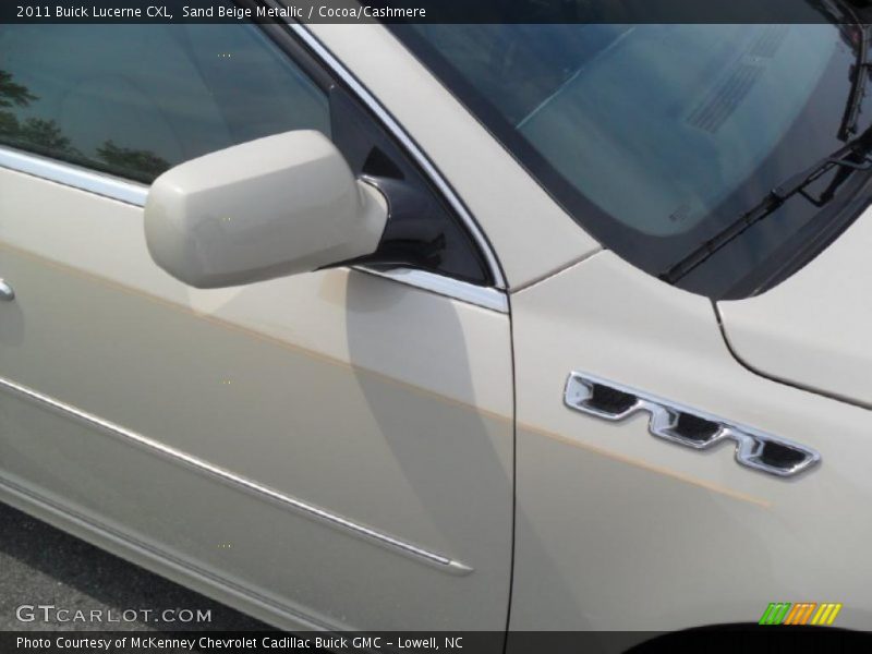 Sand Beige Metallic / Cocoa/Cashmere 2011 Buick Lucerne CXL