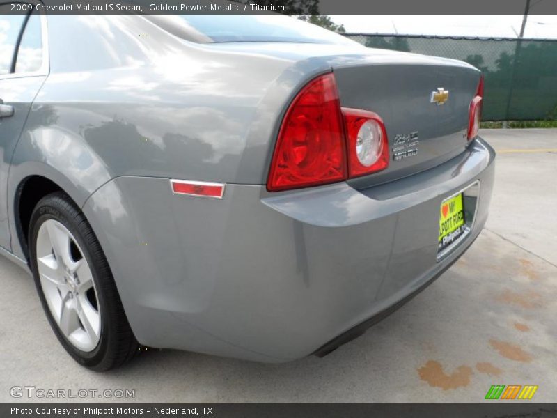 Golden Pewter Metallic / Titanium 2009 Chevrolet Malibu LS Sedan