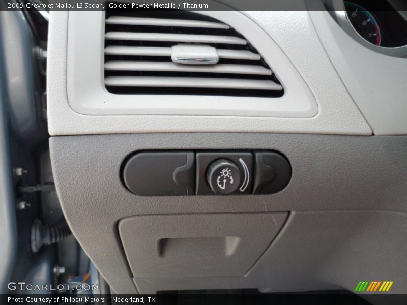 Golden Pewter Metallic / Titanium 2009 Chevrolet Malibu LS Sedan