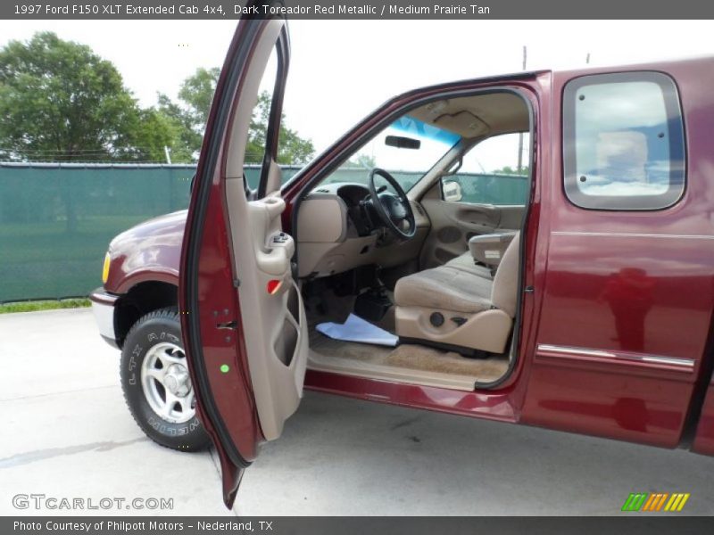 Dark Toreador Red Metallic / Medium Prairie Tan 1997 Ford F150 XLT Extended Cab 4x4