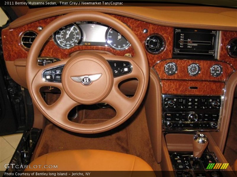 Dashboard of 2011 Mulsanne Sedan