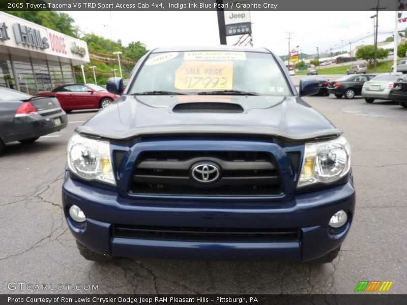 Indigo Ink Blue Pearl / Graphite Gray 2005 Toyota Tacoma V6 TRD Sport Access Cab 4x4