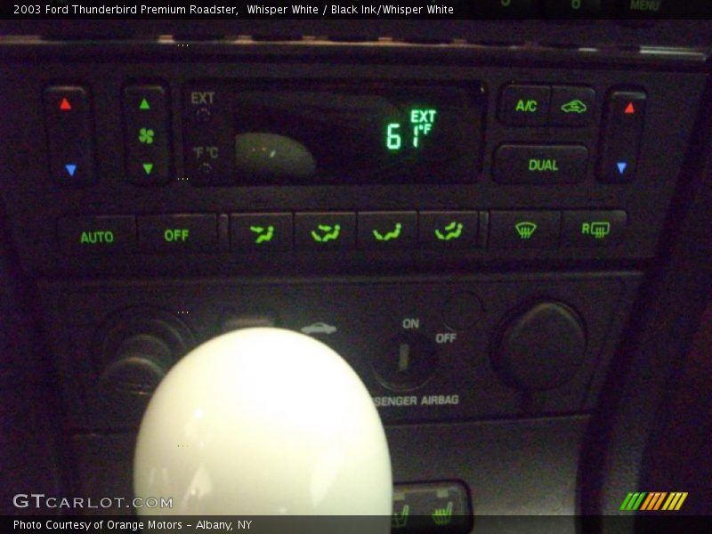 Whisper White / Black Ink/Whisper White 2003 Ford Thunderbird Premium Roadster