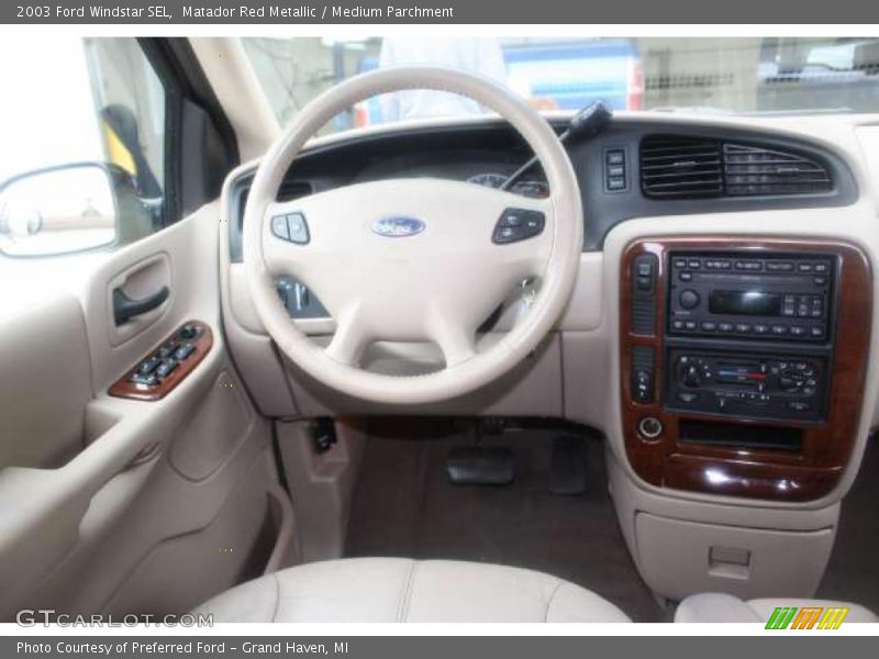Matador Red Metallic / Medium Parchment 2003 Ford Windstar SEL