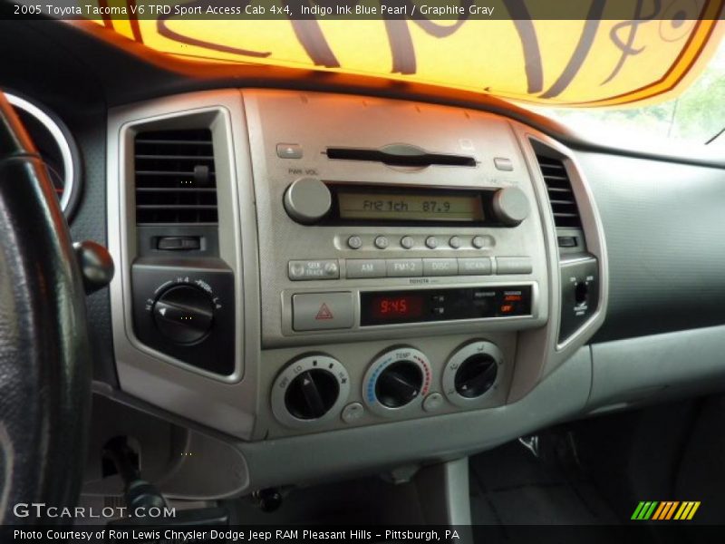 Indigo Ink Blue Pearl / Graphite Gray 2005 Toyota Tacoma V6 TRD Sport Access Cab 4x4