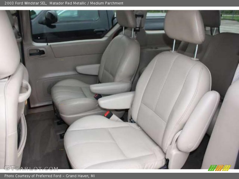Matador Red Metallic / Medium Parchment 2003 Ford Windstar SEL