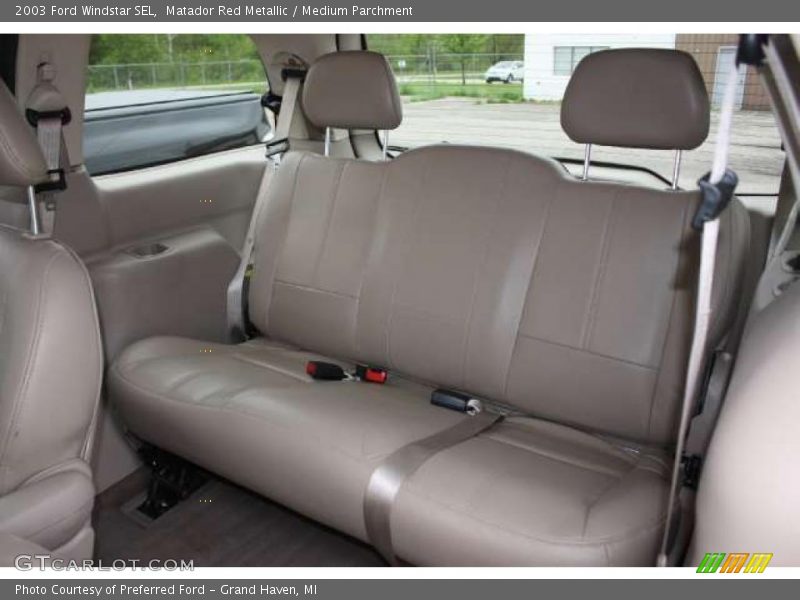 Matador Red Metallic / Medium Parchment 2003 Ford Windstar SEL