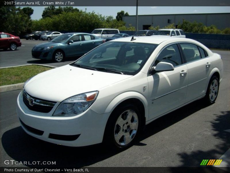 Cream White / Tan 2007 Saturn Aura XE