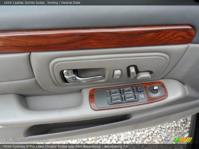 Sterling / Neutral Shale 1999 Cadillac DeVille Sedan