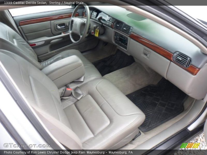 Sterling / Neutral Shale 1999 Cadillac DeVille Sedan