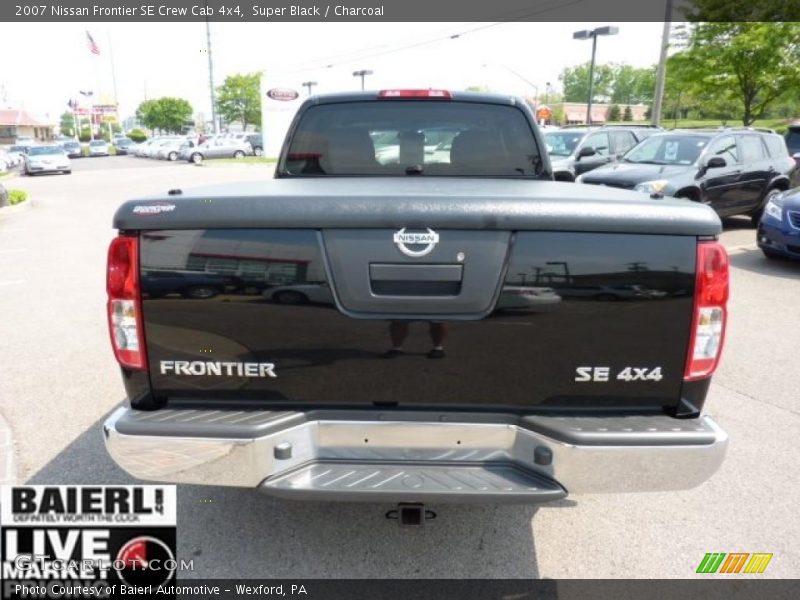 Super Black / Charcoal 2007 Nissan Frontier SE Crew Cab 4x4