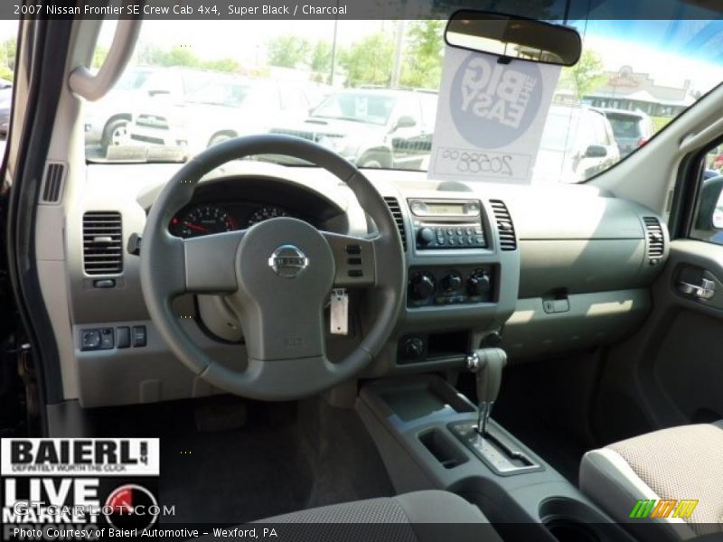 Super Black / Charcoal 2007 Nissan Frontier SE Crew Cab 4x4