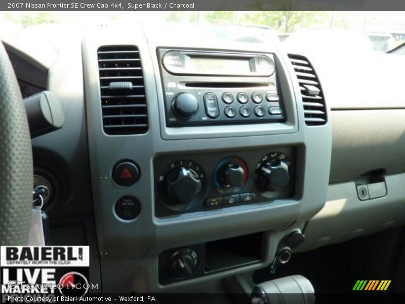 Super Black / Charcoal 2007 Nissan Frontier SE Crew Cab 4x4