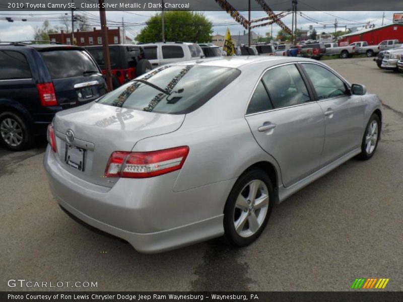 Classic Silver Metallic / Dark Charcoal 2010 Toyota Camry SE