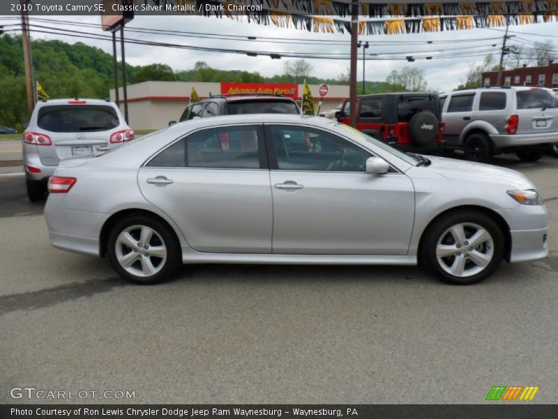 Classic Silver Metallic / Dark Charcoal 2010 Toyota Camry SE