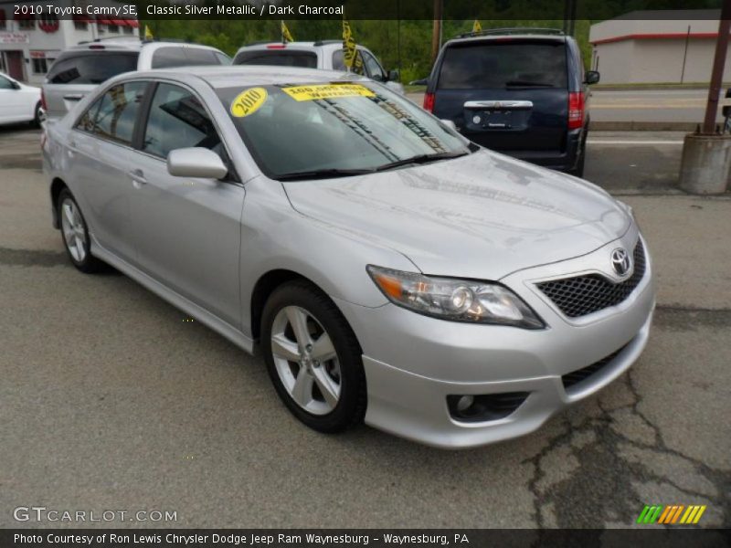 Classic Silver Metallic / Dark Charcoal 2010 Toyota Camry SE