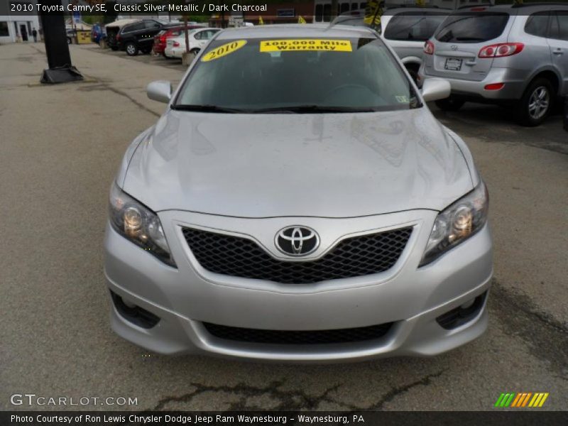 Classic Silver Metallic / Dark Charcoal 2010 Toyota Camry SE