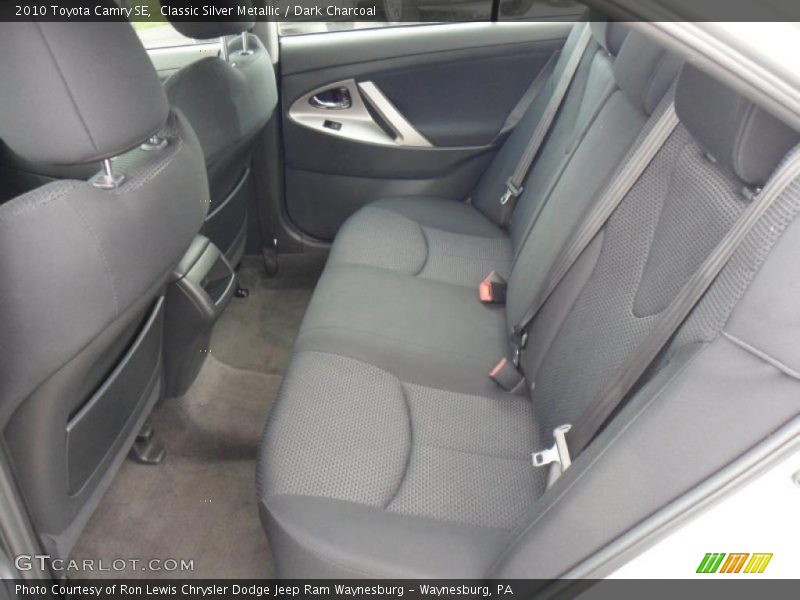 Classic Silver Metallic / Dark Charcoal 2010 Toyota Camry SE