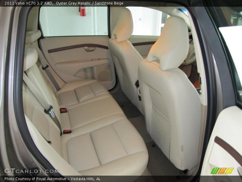  2011 XC70 3.2 AWD Sandstone Beige Interior